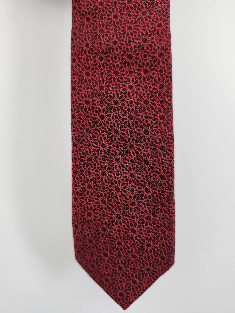 RW&CO. Red and Black Floral-Pattern Men's Tie Thin